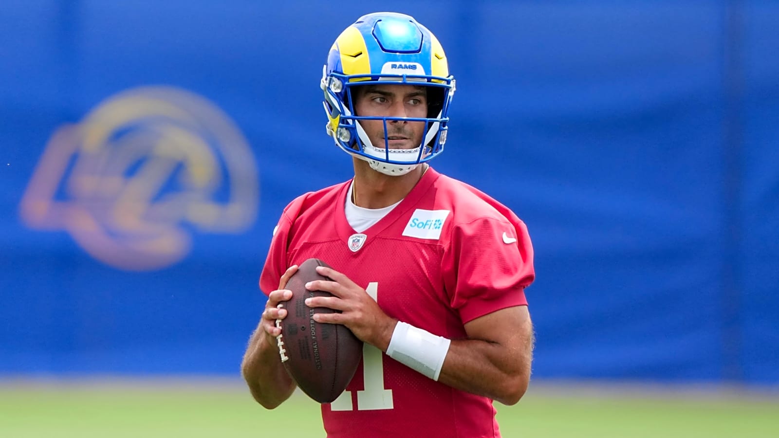 Garoppolo's pass to Adams draws attention for wrong reasons
