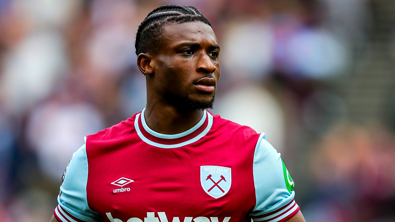 West Ham on the market: should Manchester United risk £85 million to beat Chelsea?