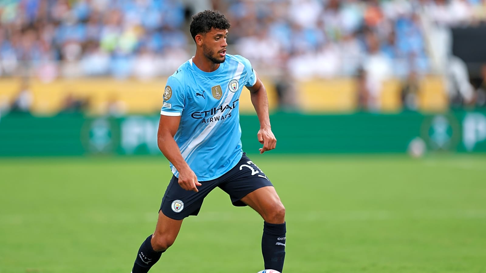 A new report suggests that Manchester City have their eyes on a particular right-back next summer