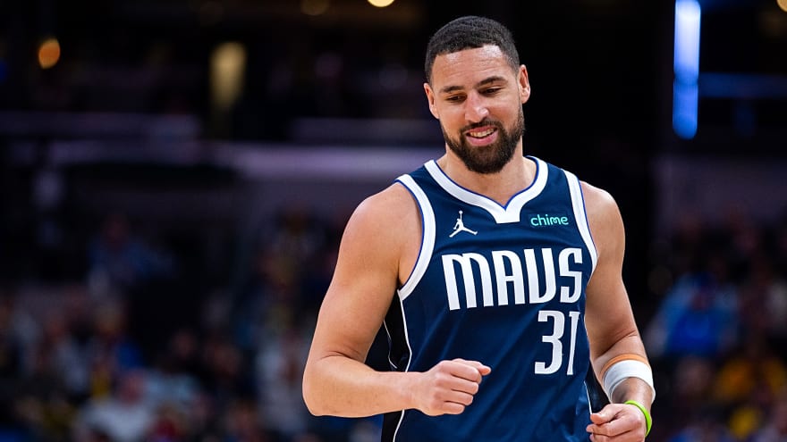 What Happened to Klay Thompson? Mavs Star Makes Injury Exit to Locker Room vs Thunder