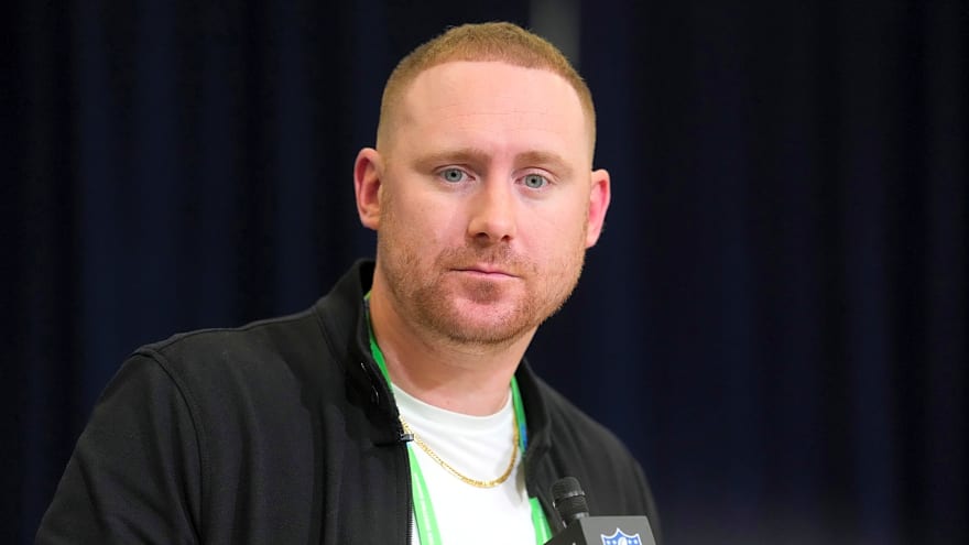 Bills still have plenty to address after addition of WR DJ Moore