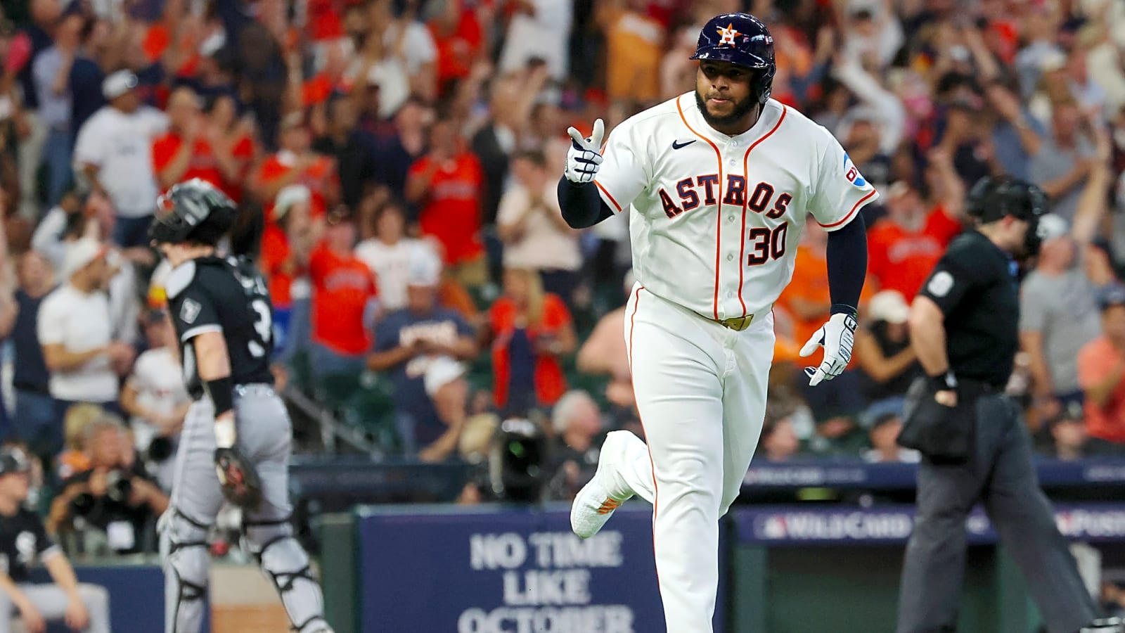 Astros Release Nelson Velazquez