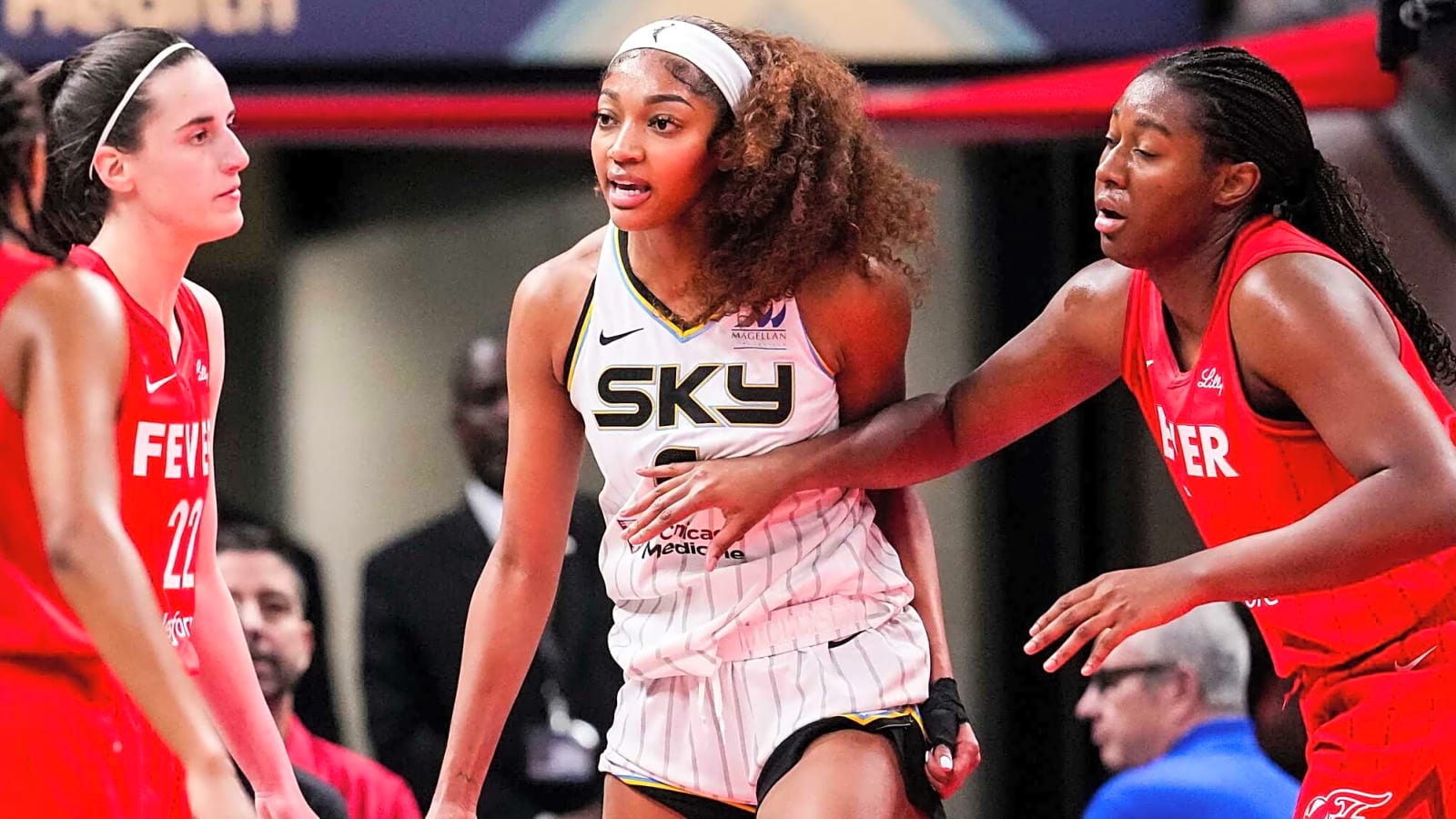 Caitlin Clark seemingly snubbed Angel Reese during a game