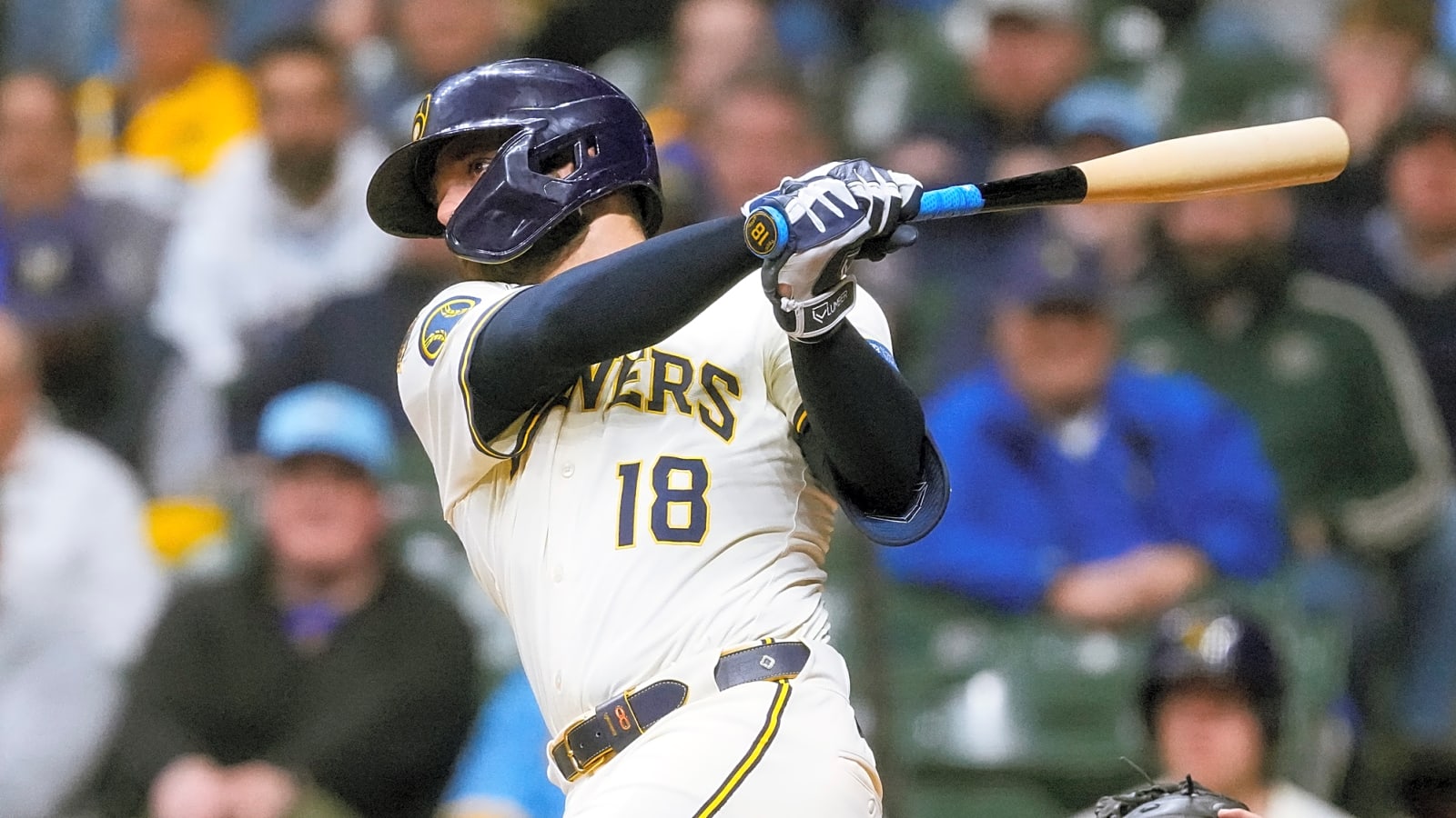 Former Milwaukee Brewers Utility Player DFA’d by White Sox After Being Clayton Kershaw’s 3000th Career Strikeout Victim