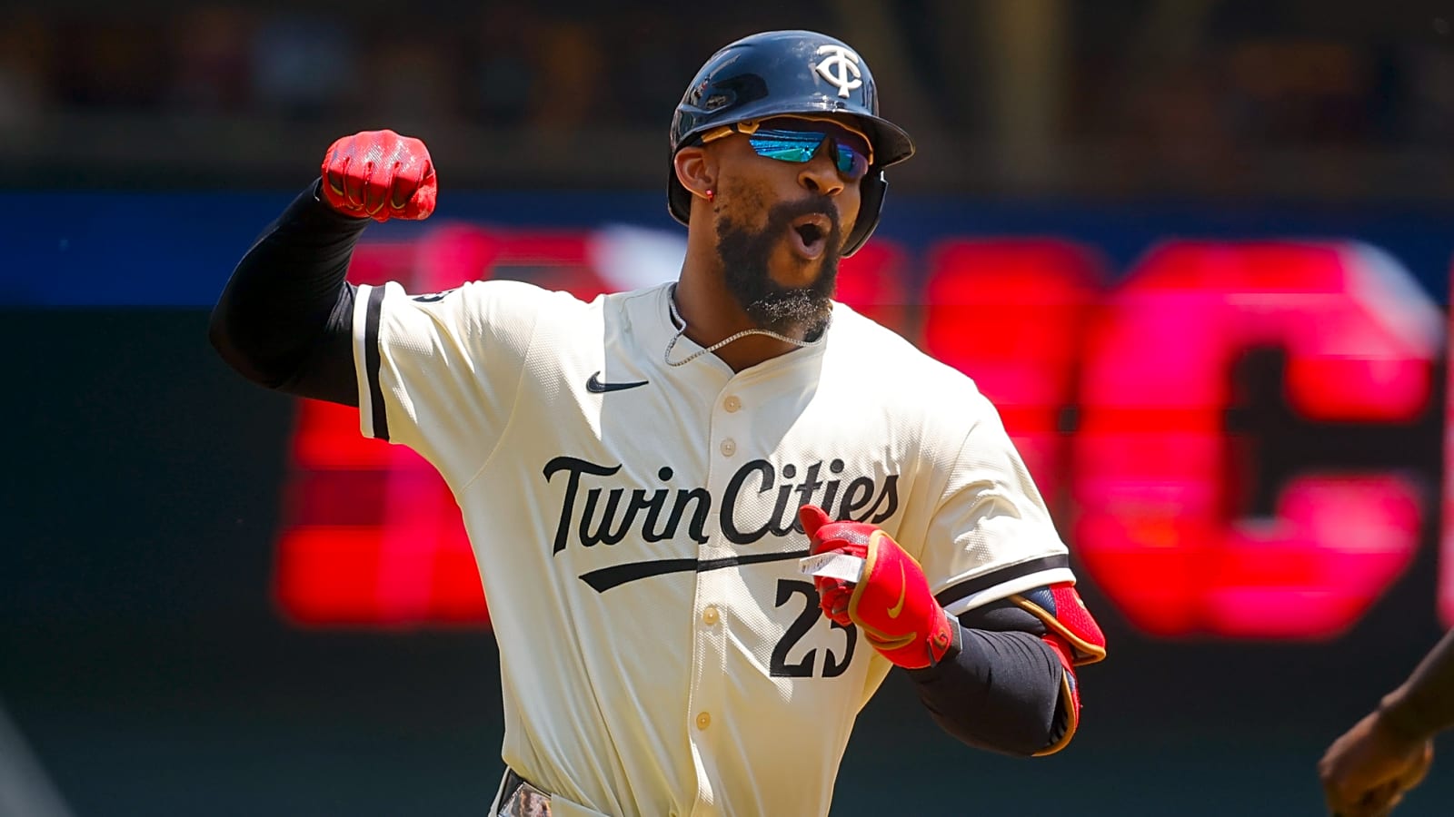Byron Buxton reiterates desire to remain with Twins for life