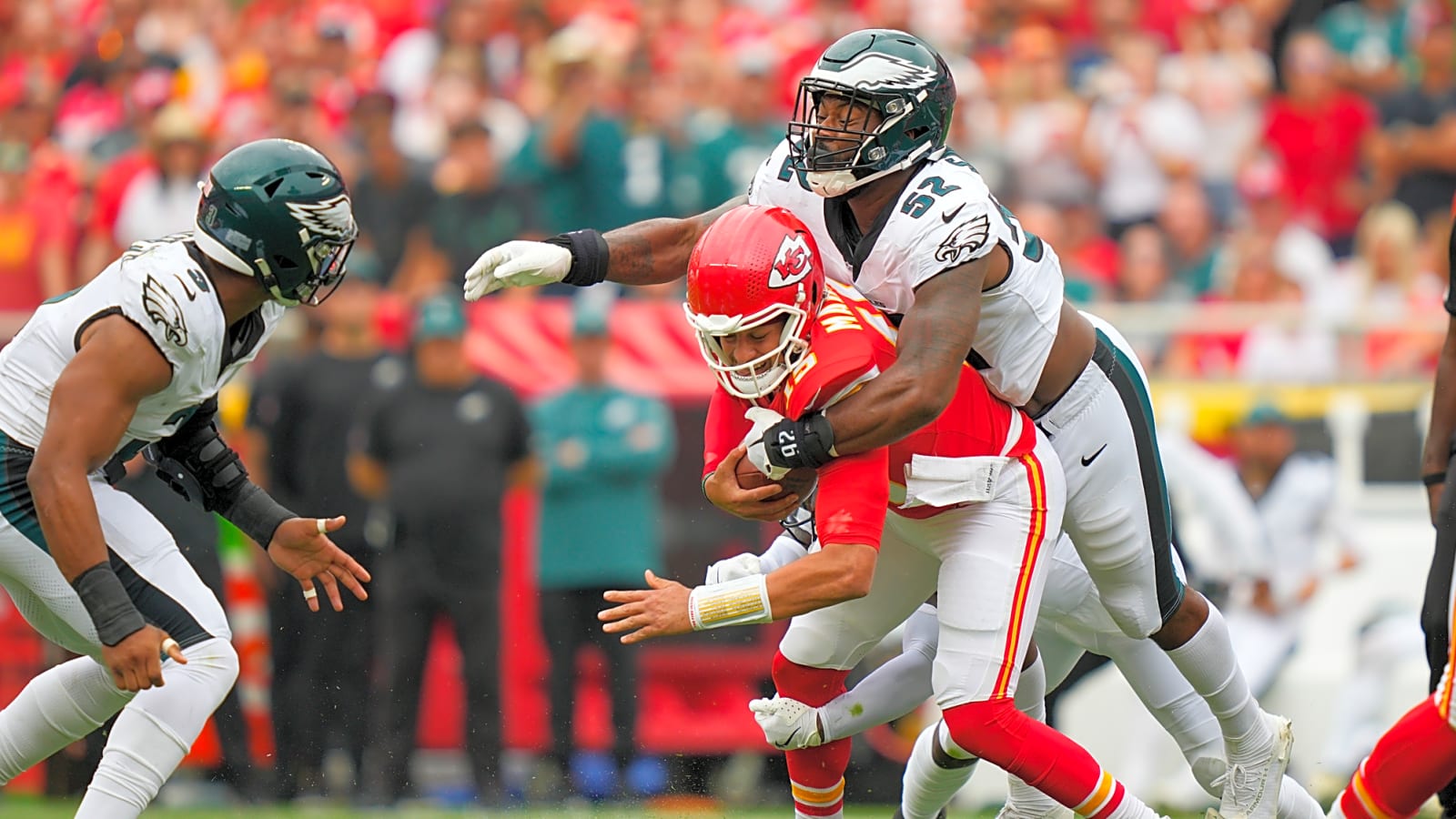 Falcons Sign Za’Darius Smith