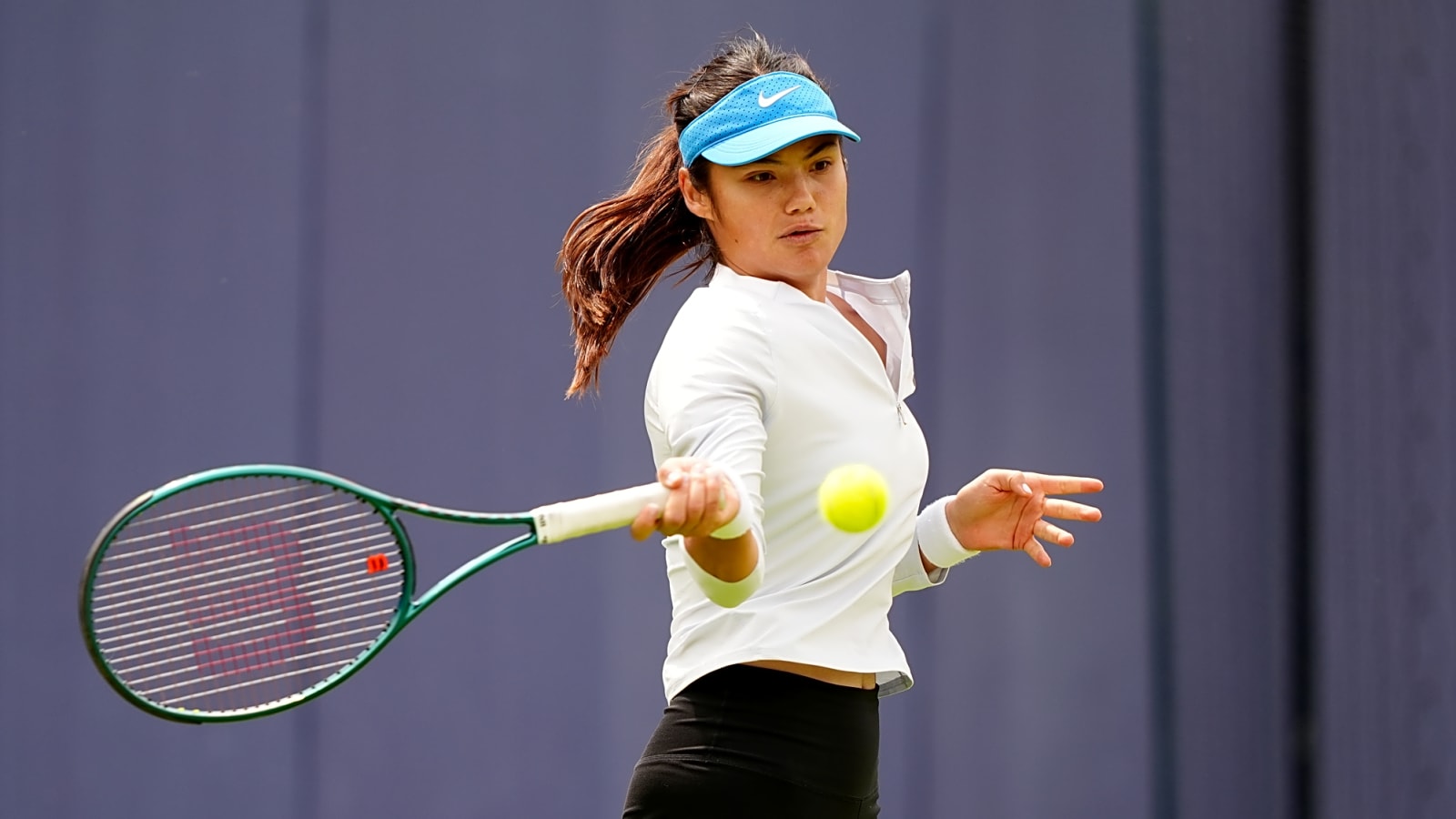 Female tennis players to receive equal prize money at Queen&#39;s Club Championships and Eastbourne Open by 2029