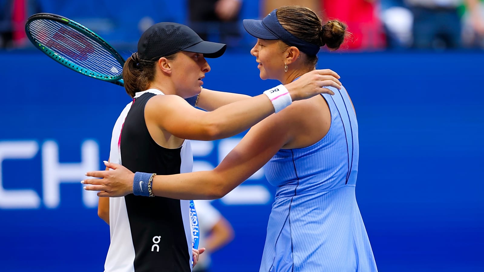 Iga Swiatek described as 'malfunctioning computer' after Anisimova loss