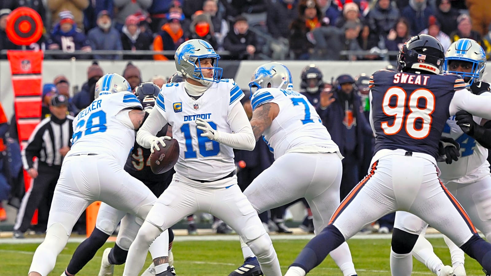 Lions survive thriller in Chicago, defeat Bears 19-16