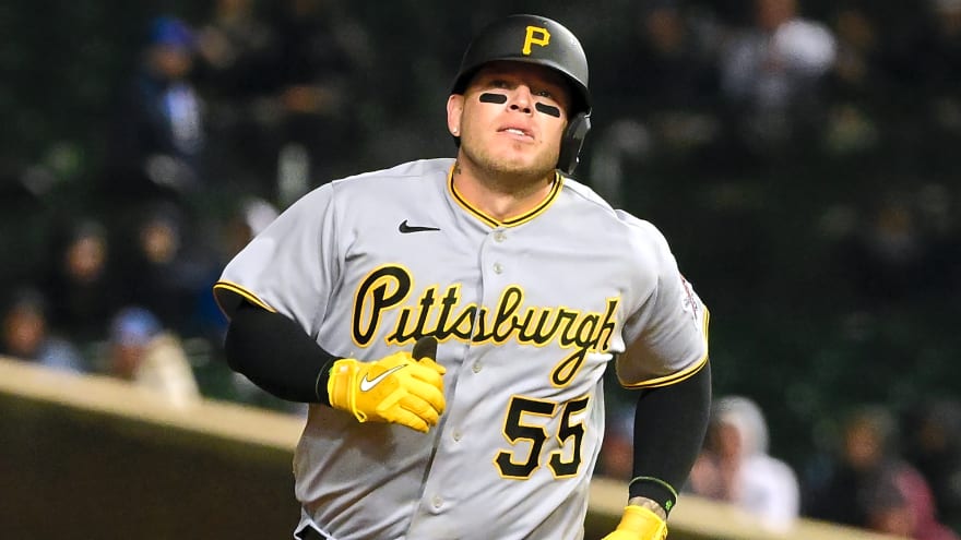 Roberto Perez Announces Retirement