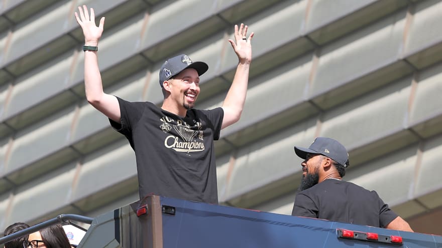  Blake Snell Enjoying ‘Really Fun Friendship’ With LAFC Star Son Heung-min