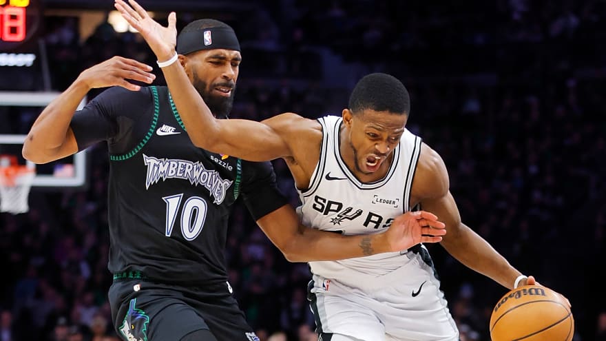 Celtics To Sign Mike Conley