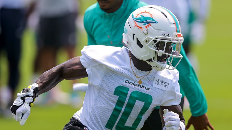Tyreek Hill doubles down on his challenge to Noah Lyles