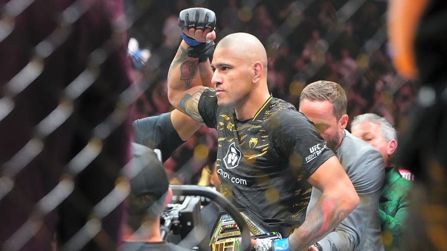 Alex Pereira in discussions to grapple UFC star Arman Tsarukyan failed to overcome