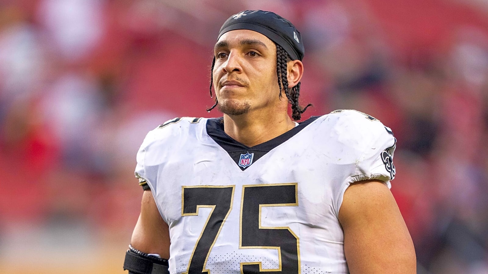 Steelers sign Andrus Peat, Logan Woodside
