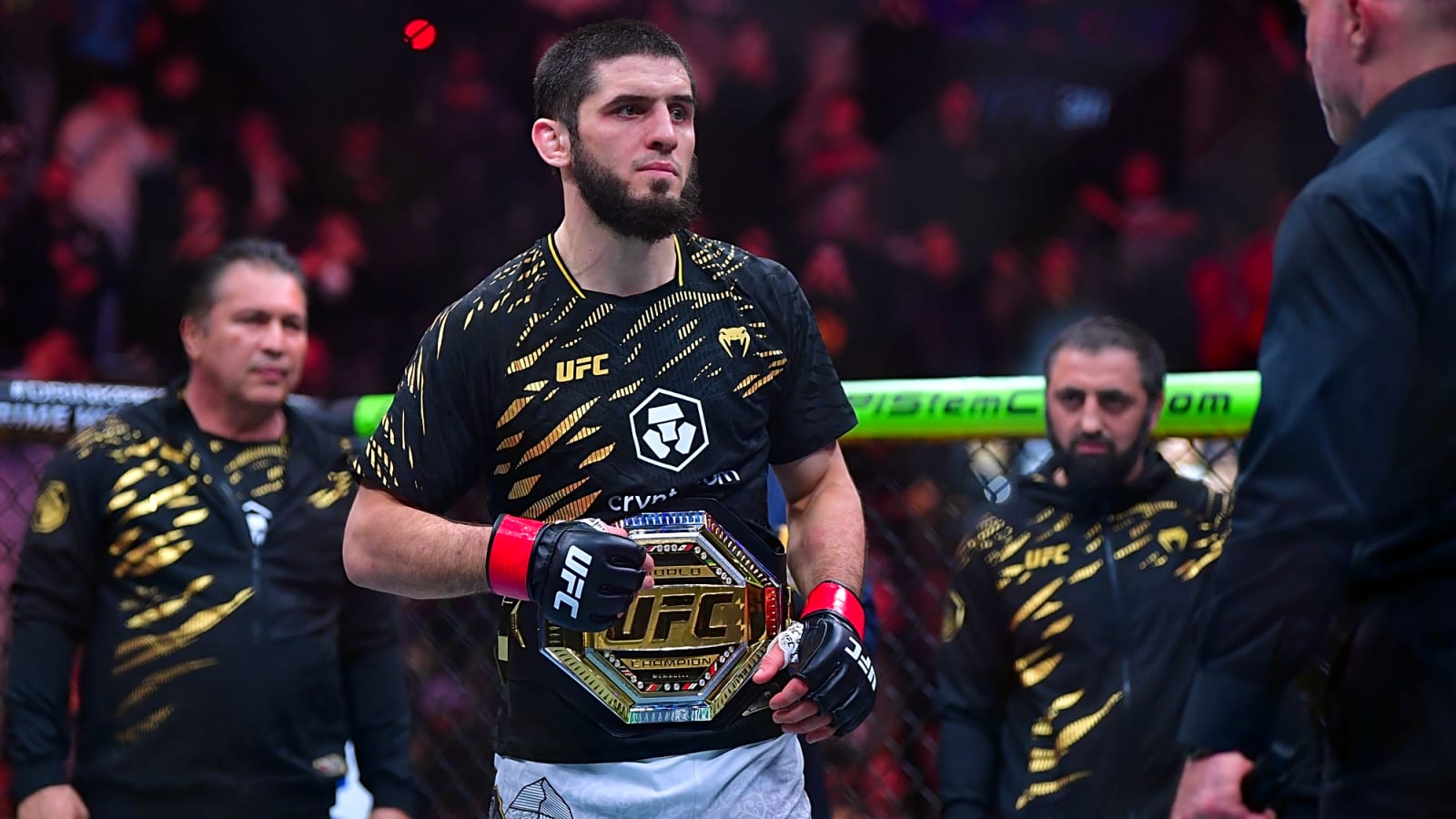 Daniel Cormier questions Jack Della Maddalena vs Islam Makhachev odds, and explains why