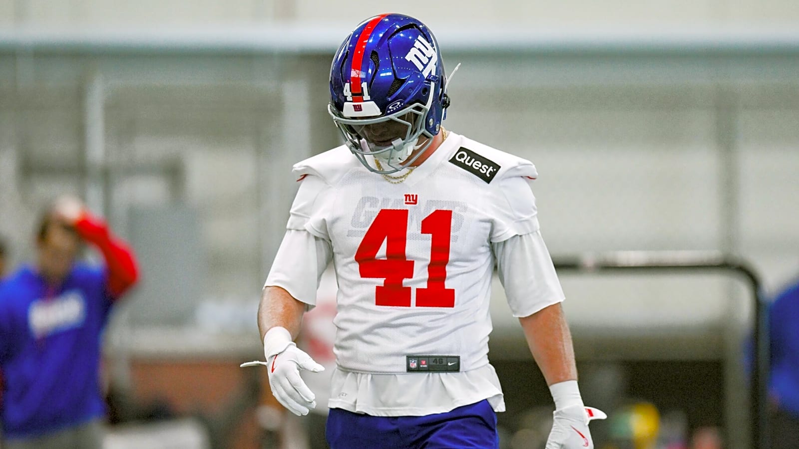 Giants To Re-Sign LB Micah McFadden