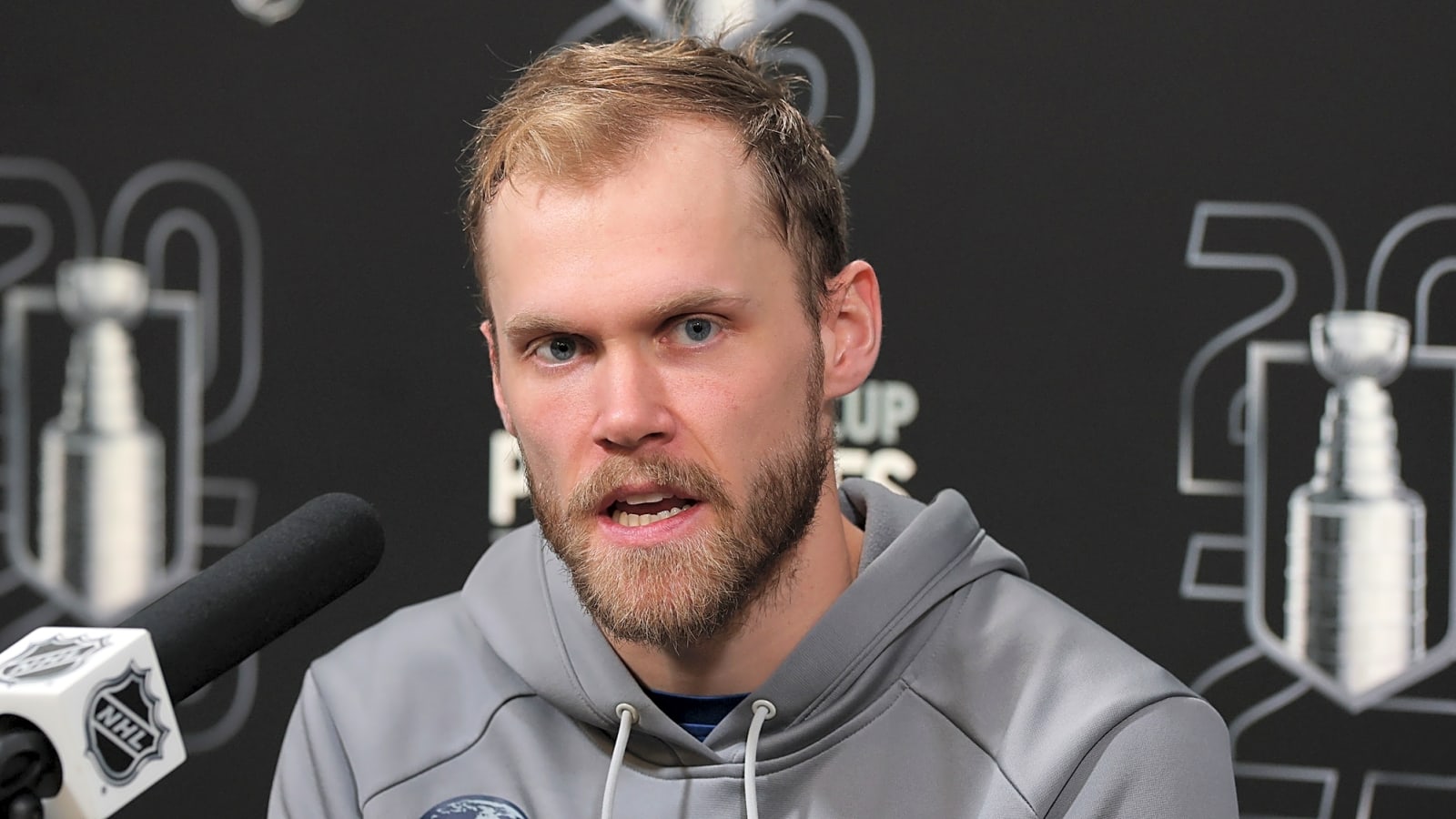 Scott Arniel Reveals Emotional Call from Nikolaj Ehlers After Shocking Carolina Signing
