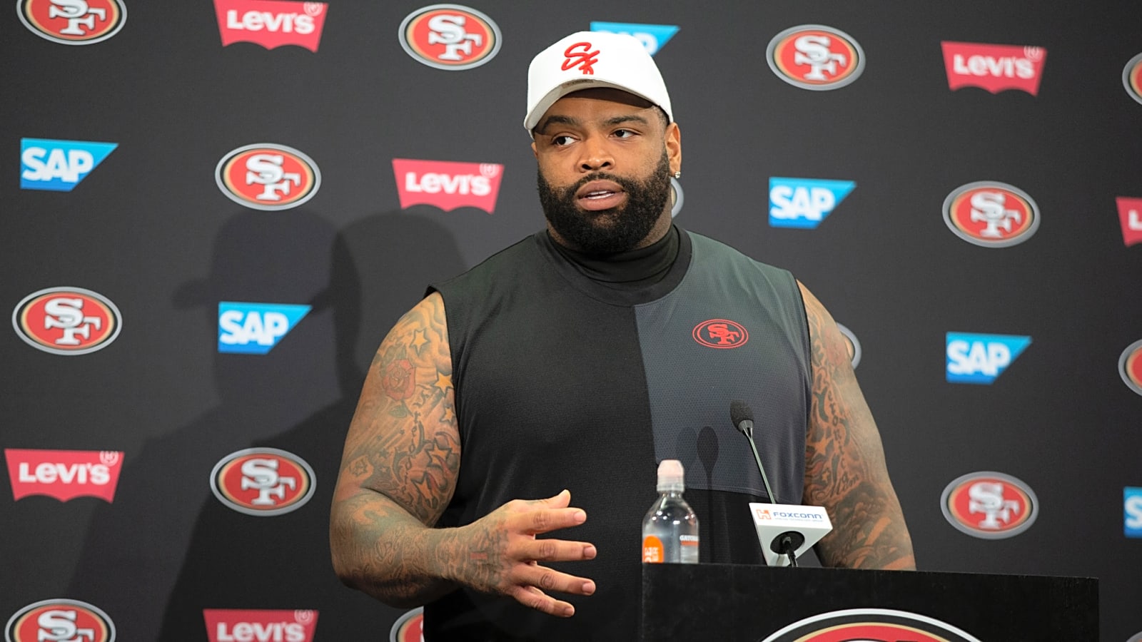 NFC Notes: Trent Williams, Matthew Stafford, 49ers, Cardinals, Rams