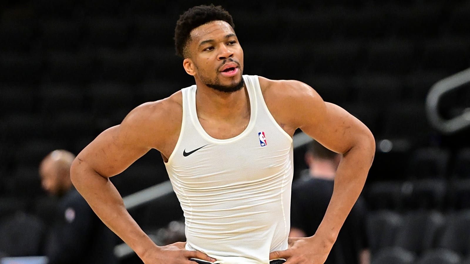Giannis situation growing ‘toxic’ as Bucks eye possible split