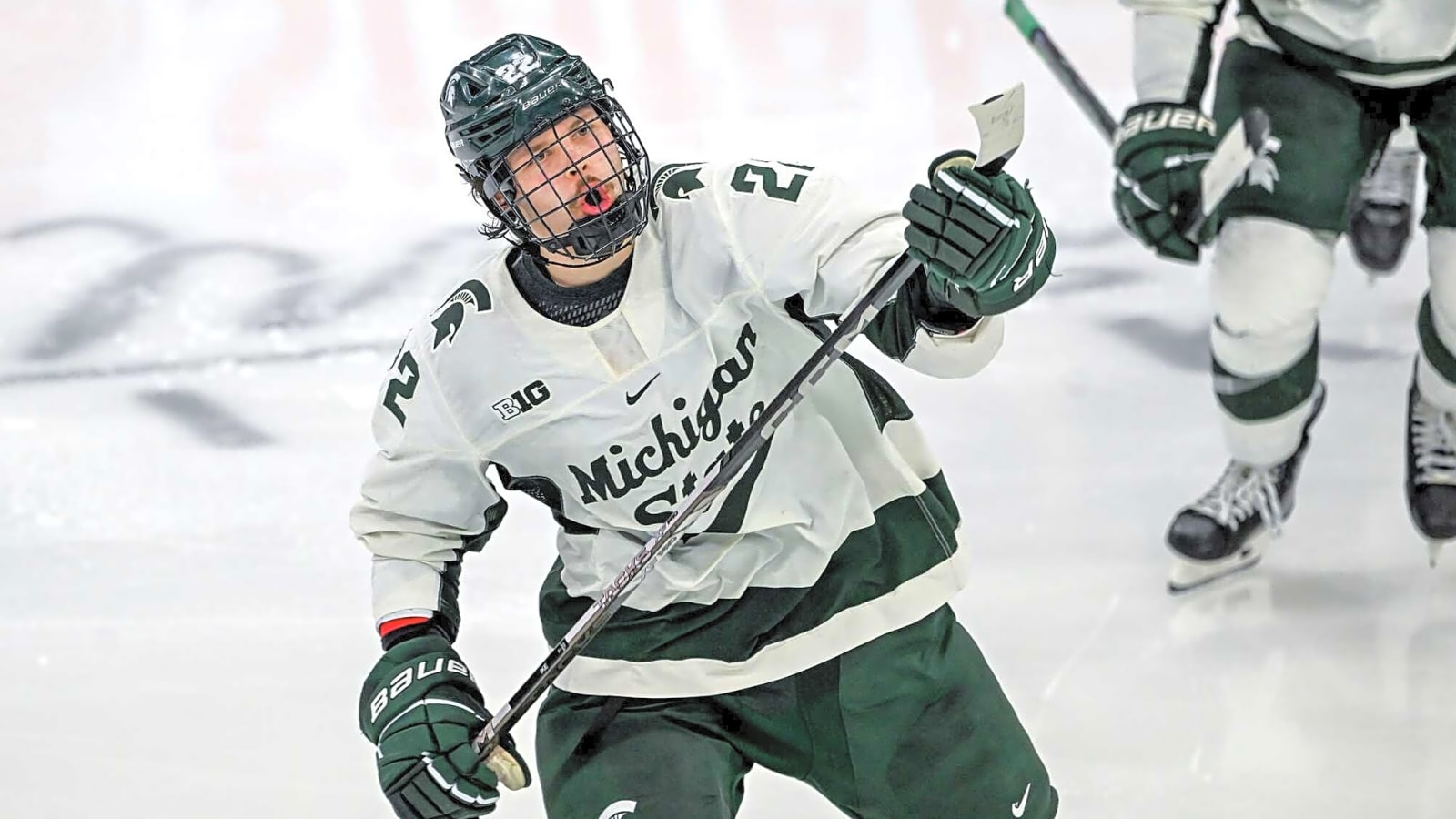 Getting to know Isaac Howard, the prospect the Oilers acquired from the Lightning