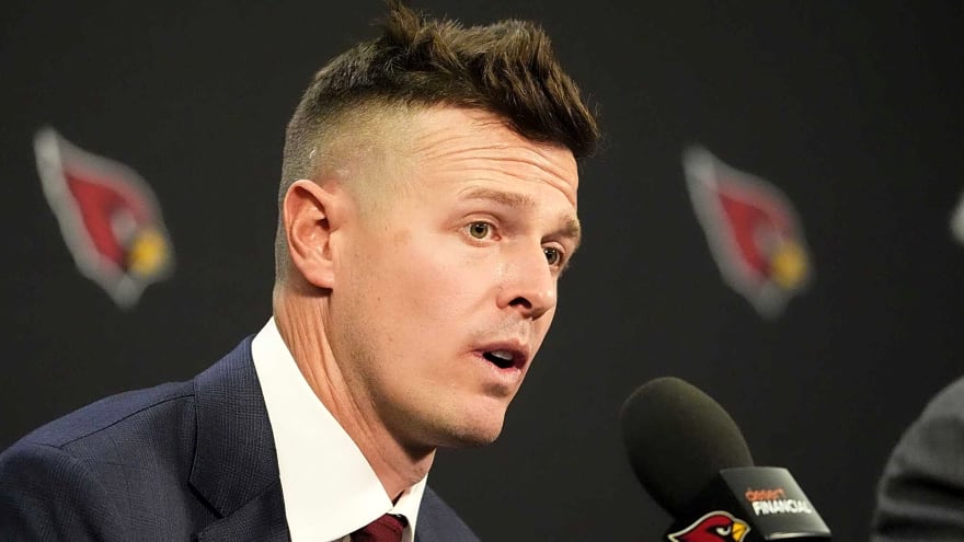 Cardinals Announce Full Staff For New HC Mike LaFleur