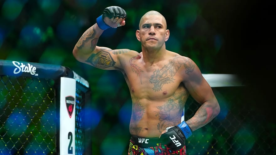 Alex Pereira Takes Shot at Jon Jones and the UFC Legend Fires Back