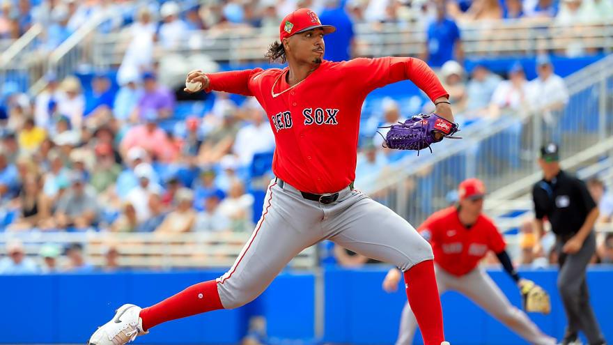 Johan Oviedo Diagnosed With Flexor Strain