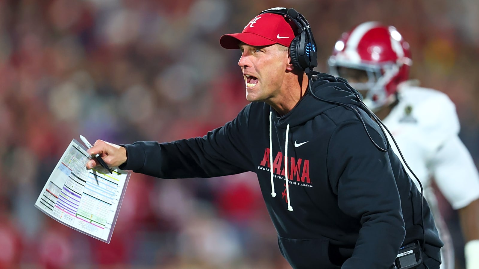 Alabama burned by controversial call to end first half vs. Oklahoma