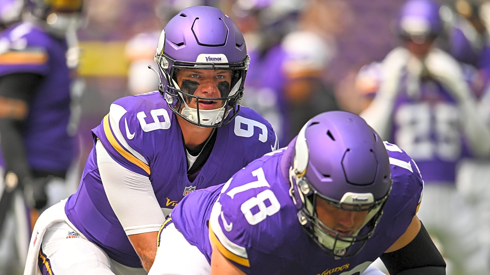 Vikings activate four-time Pro Bowl center from IR