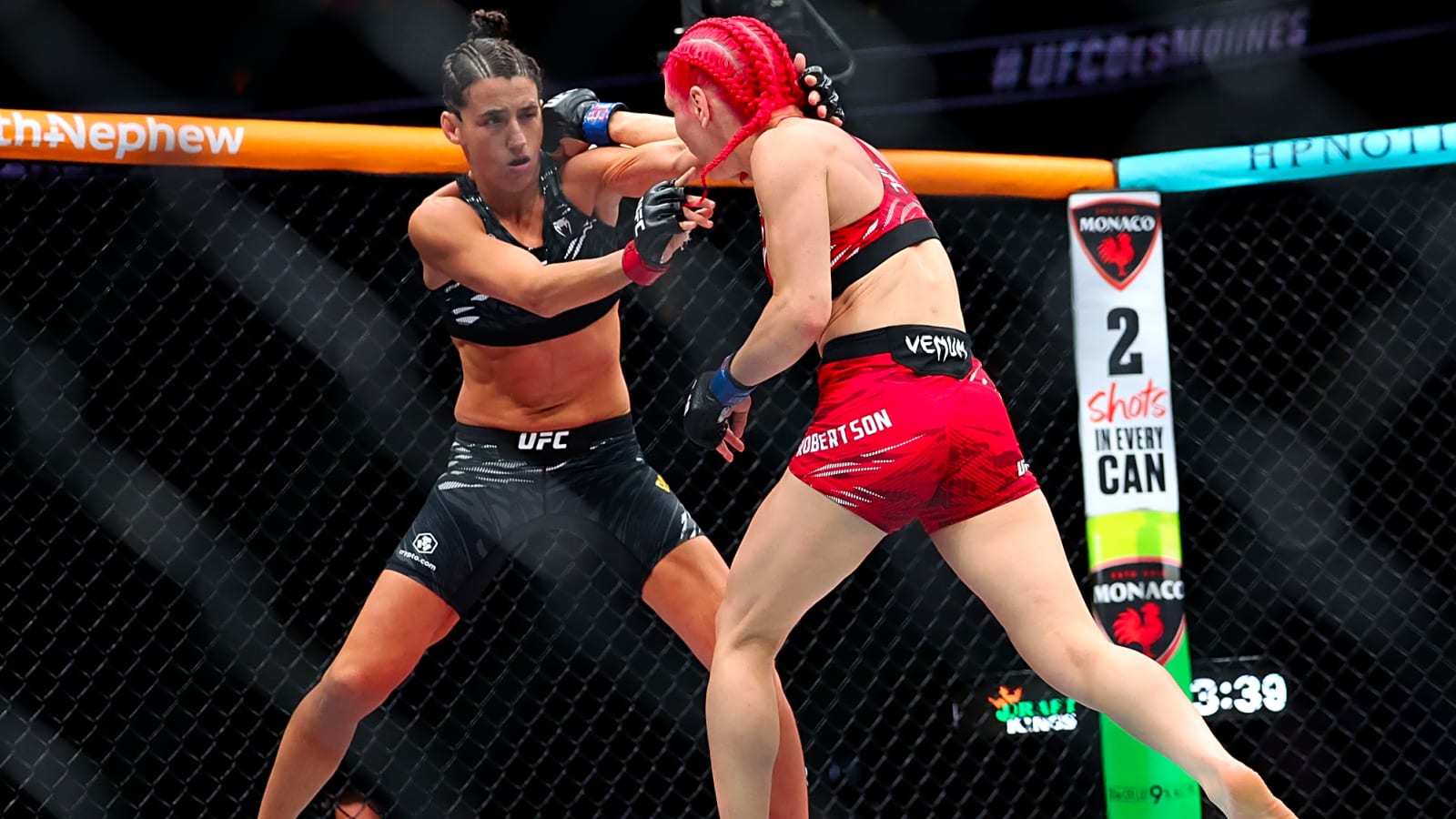 Gillian Robertson still uses marijuana during UFC 330 camp