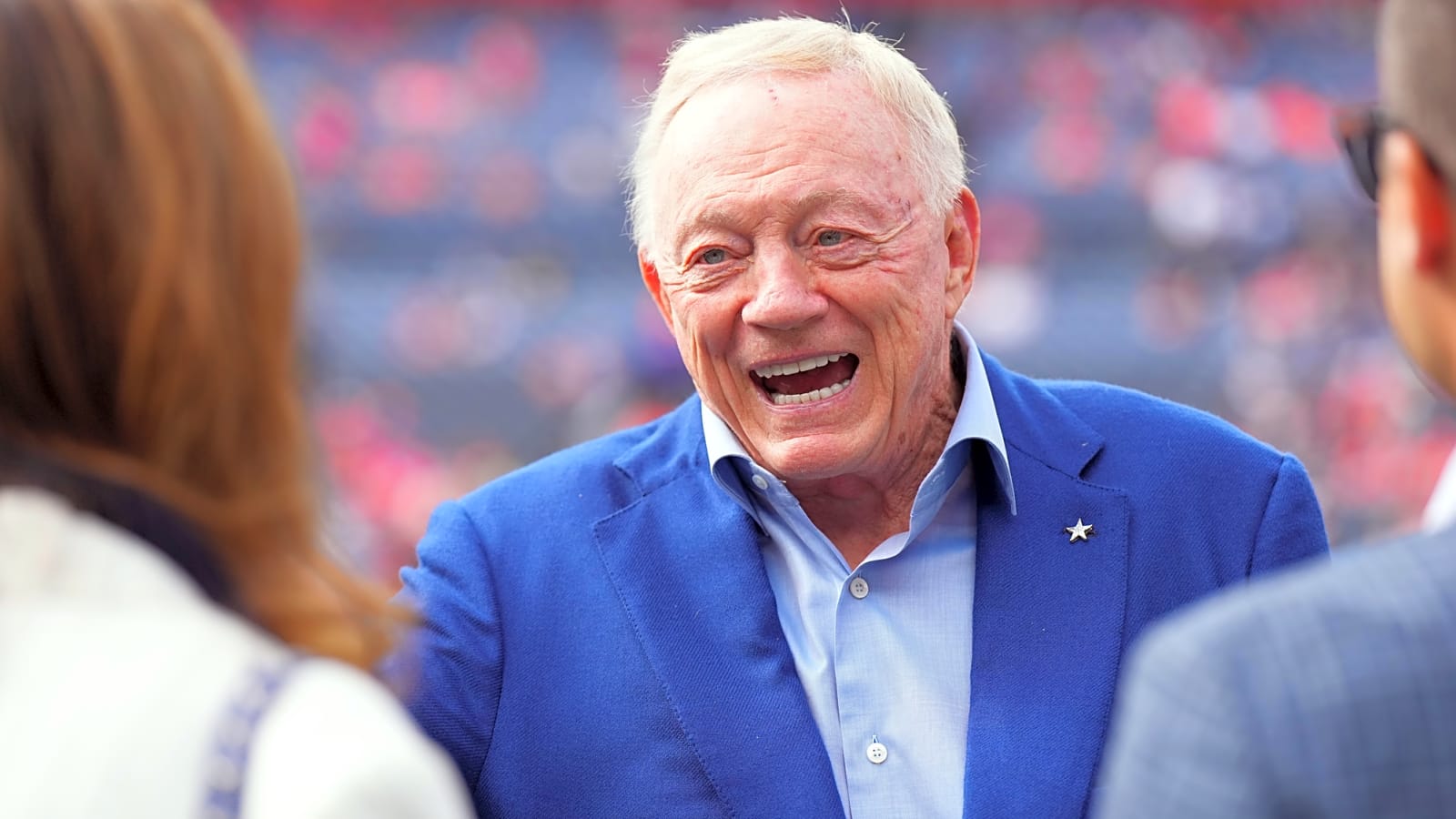 ‘I Use Media…All The Time’ – Jerry Jones’ Only Trade Deadline Criterion