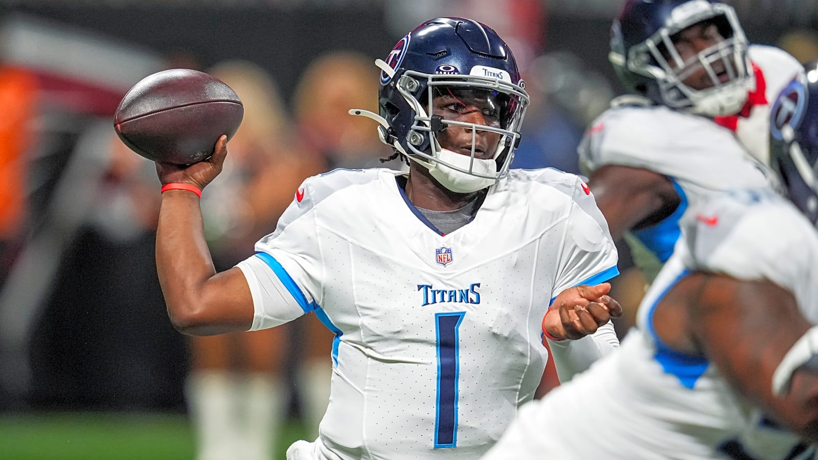 Cam Ward and Jeffery Simmons active vs Vikings; health updates on JC Latham, T&#39;Vondre Sweat, and other Titans starters