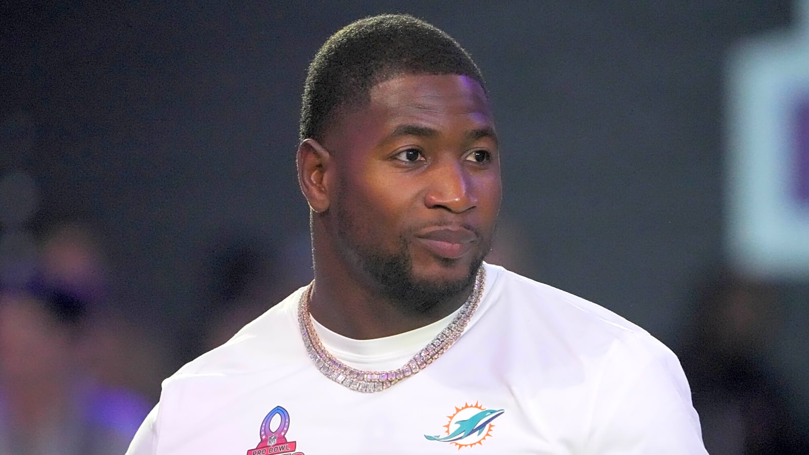 Jonnu Smith calls out Dolphins for trading him