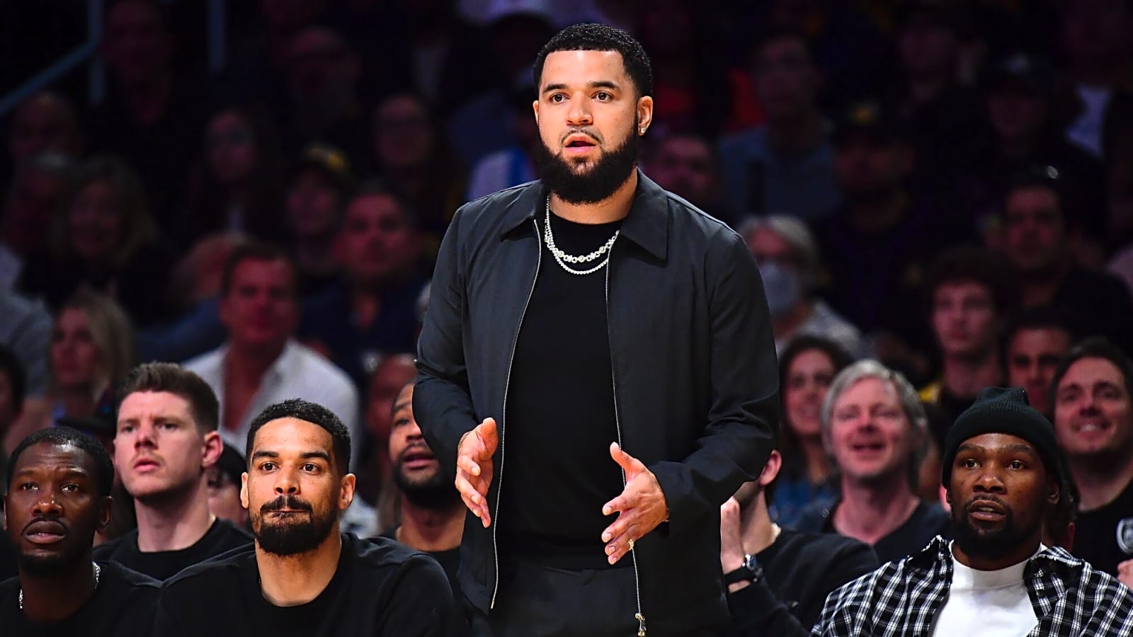 Houston Rockets guard opts into $25 million player option
