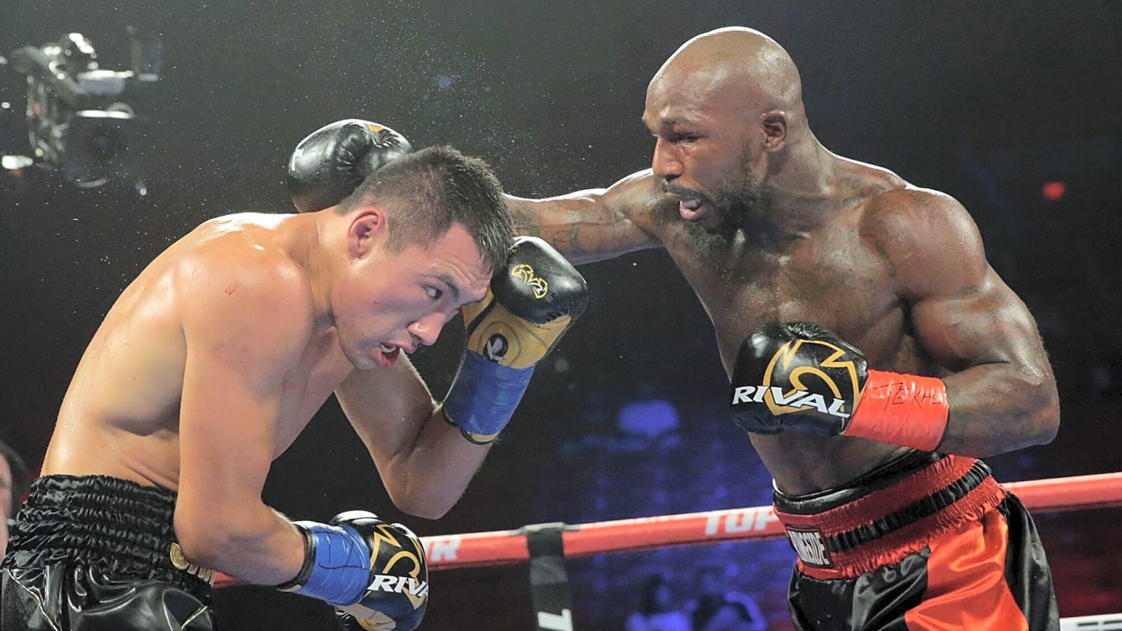 Janibek Alimkhanuly To Face Erislandy Lara In A Unification