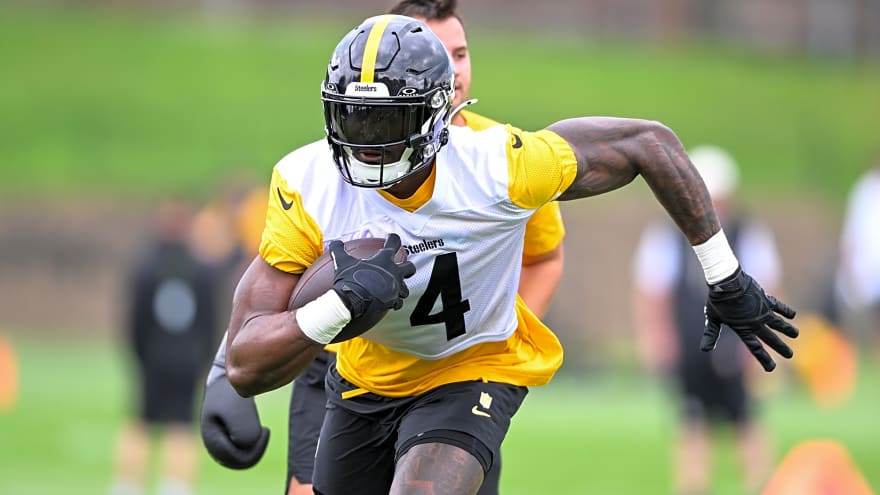 DK Metcalf Gets Completely Ripped Apart By Former Steelers Defender: 'Not Buying It'