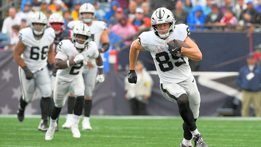 Brock Bowers latest injury update cause for concern