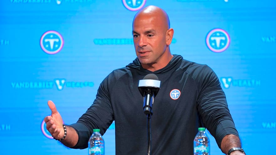 Robert Saleh perfectly describes one Cam Ward quality that makes him the perfect leader for the Tennessee Titans