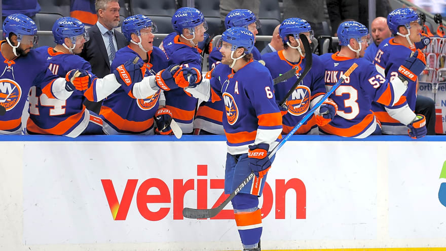 Islanders’ Ryan Pulock Undergoes Shoulder Surgery