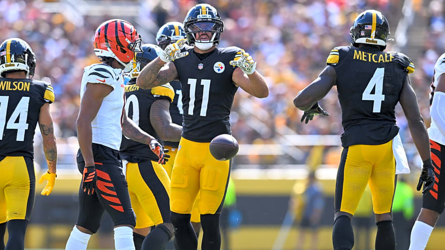 Steelers Get Even More Heartbreaking News At Wide Receiver: 'Stay Tuned'
