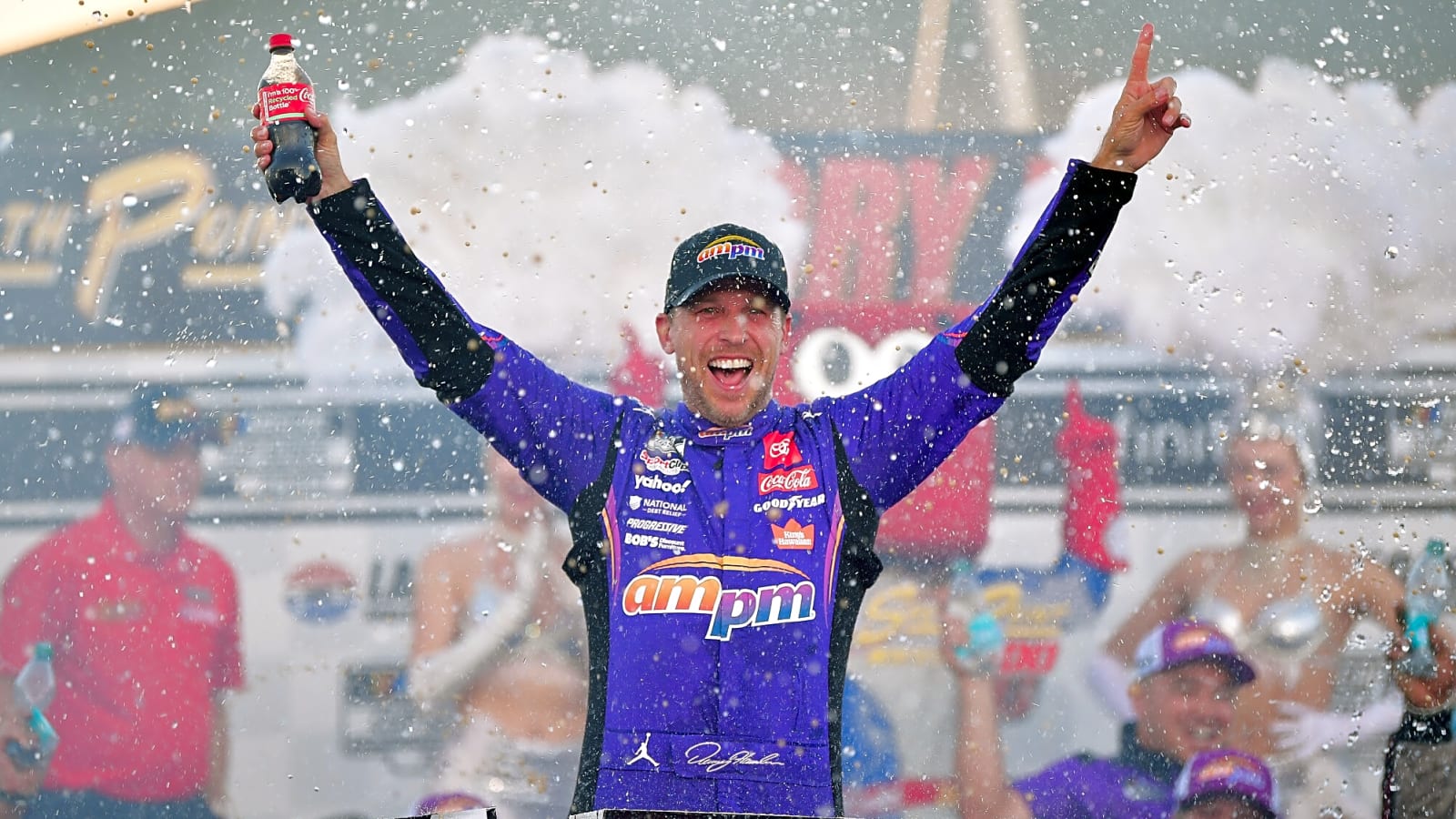 Kevin Harvick reacts to Denny Hamlin winning at Las Vegas, matching all-time NASCAR Cup wins