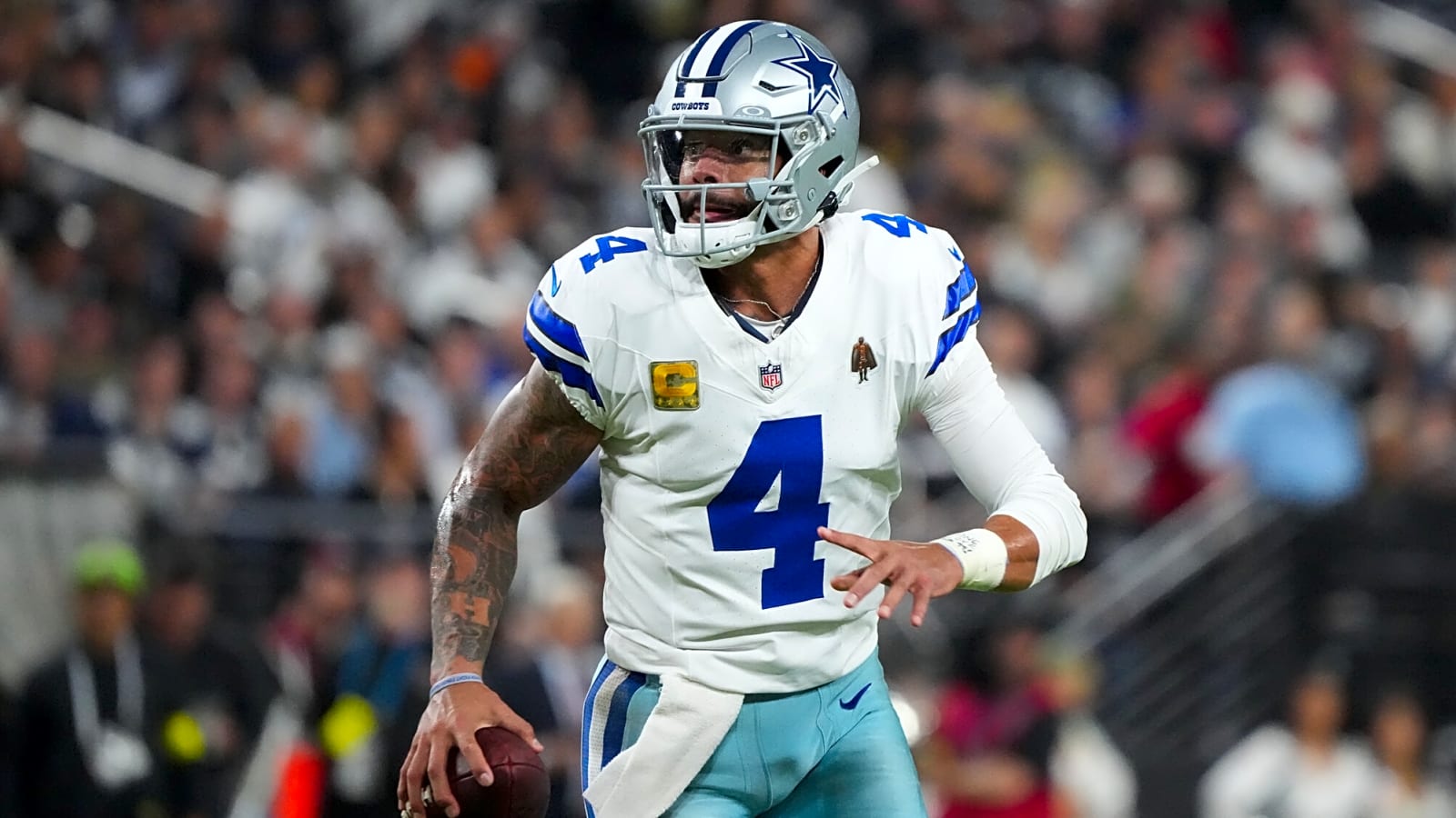 Cowboys keep pace with Eagles in NFC East chase