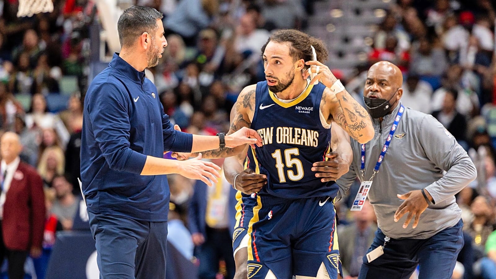 NBA Suspends Alvarado, Williams