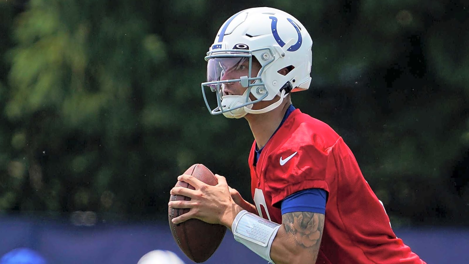 Bengals sign three, cut two others days before training camp