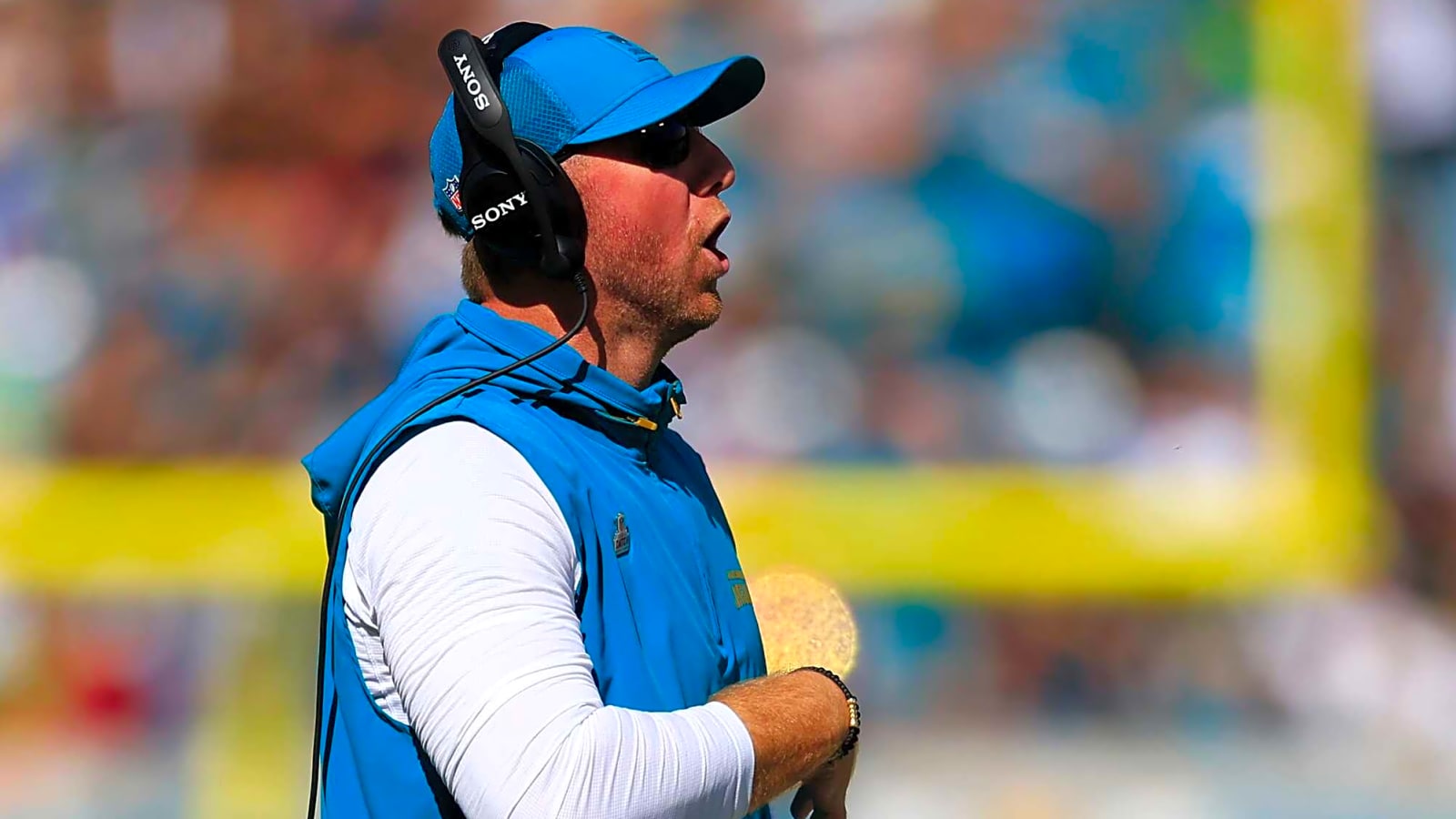 Jaguars coach Liam Coen gets roasted over questionable decision in Week 7