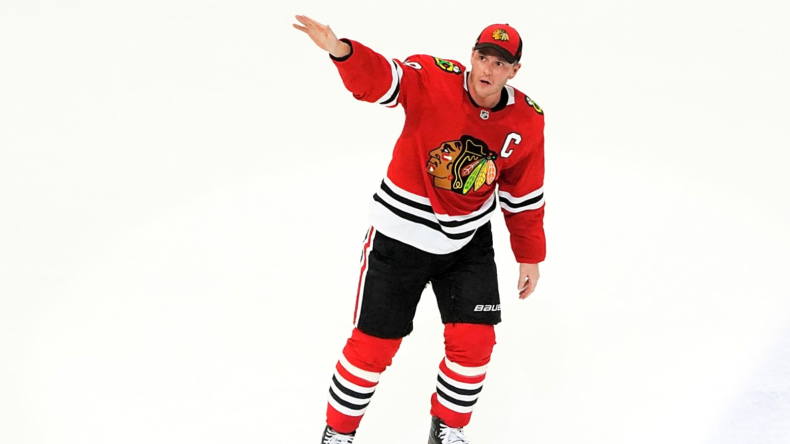 Jonathan Toews Signs One-Year Contract with Hometown Winnipeg Jets