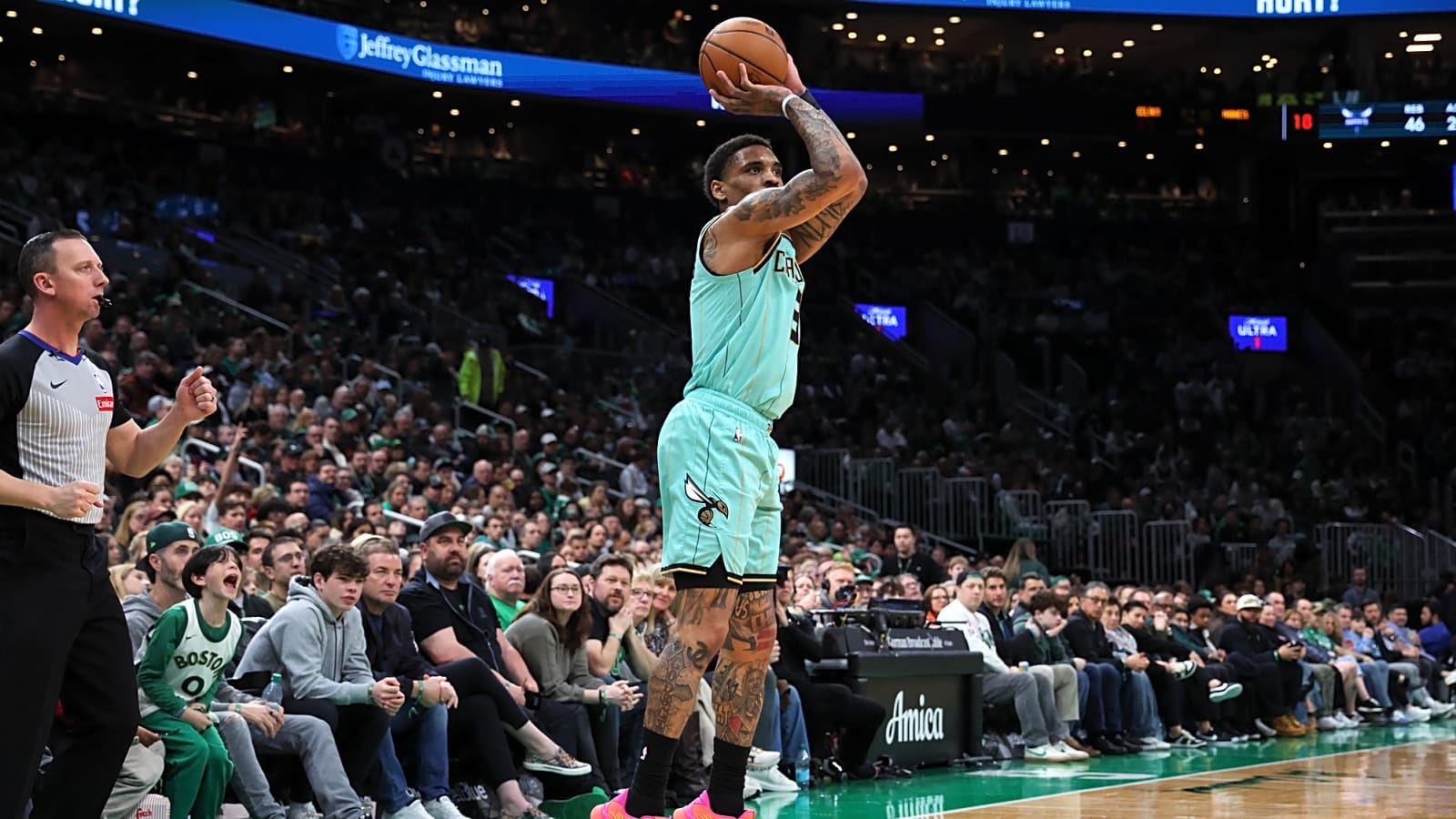 Kings Sign DaQuan Jeffries To 10-Day Contract