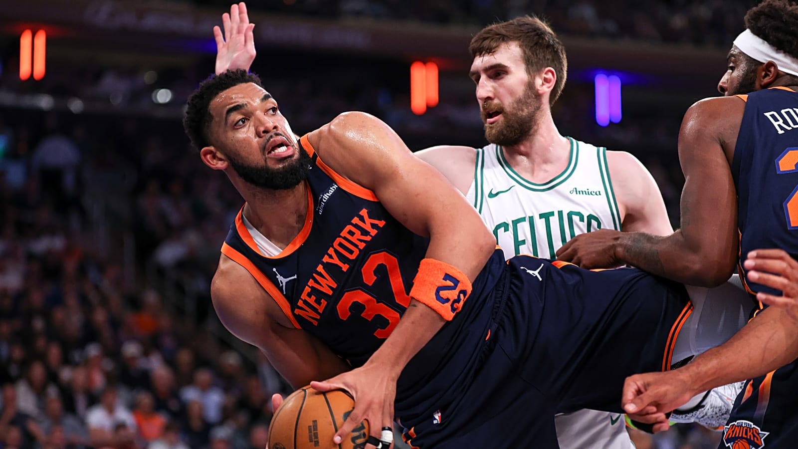 Luke Kornet signing four-year deal with San Antonio Spurs