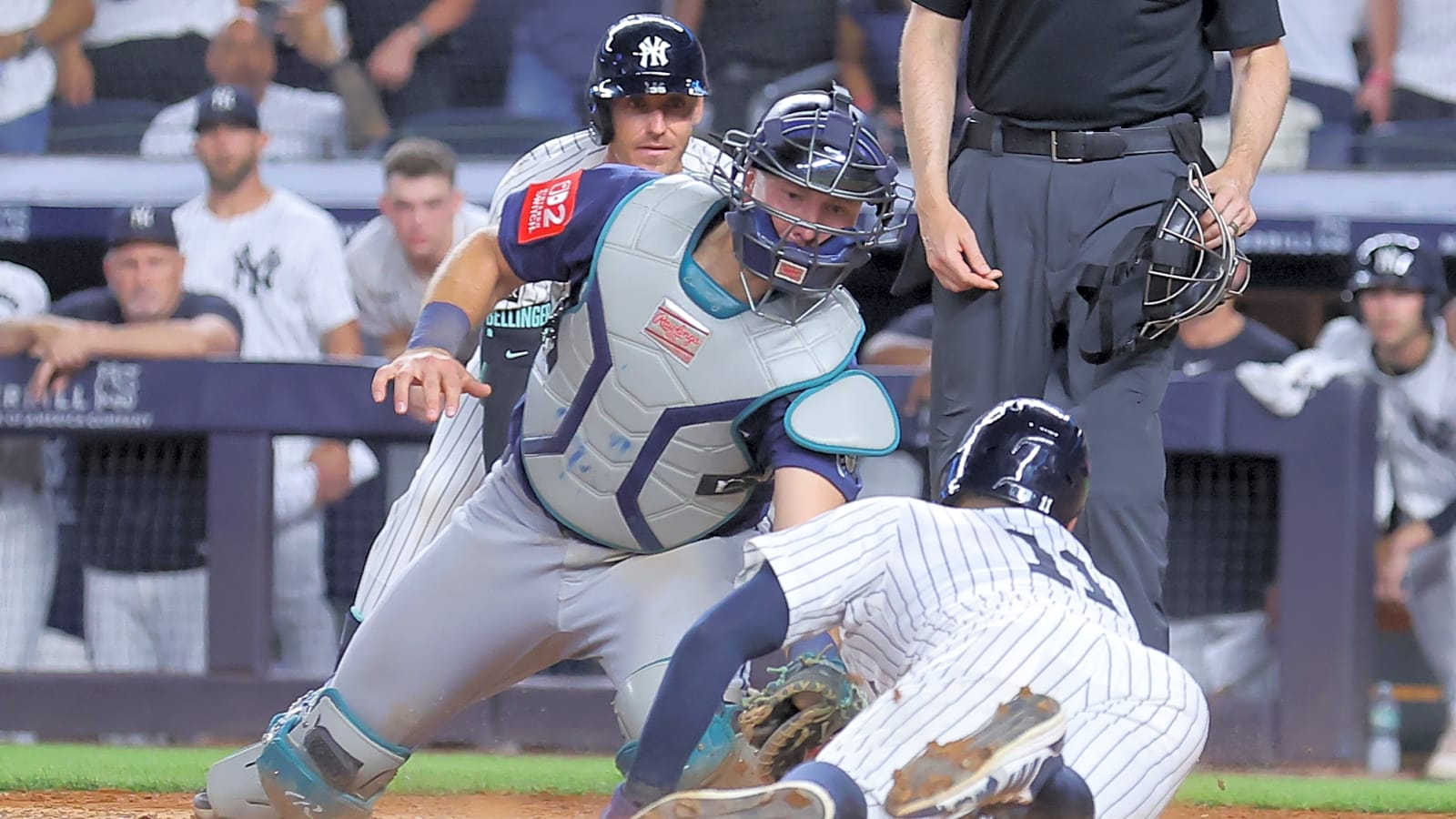 Anthony Volpe wins game for Yankees with amazing slide into home